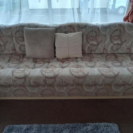 Holiday Home In Lyons Robin Hood Holiday Park Meliden Екстериор снимка