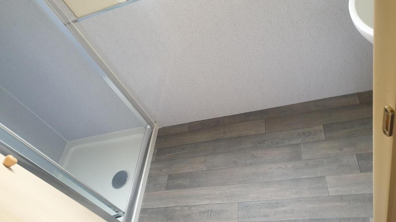 Holiday Home In Lyons Robin Hood Holiday Park Meliden Екстериор снимка