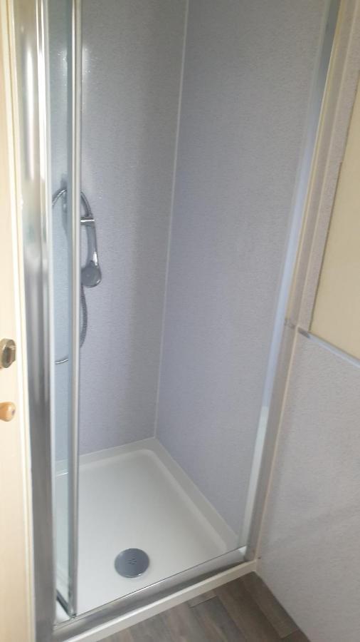Holiday Home In Lyons Robin Hood Holiday Park Meliden Екстериор снимка