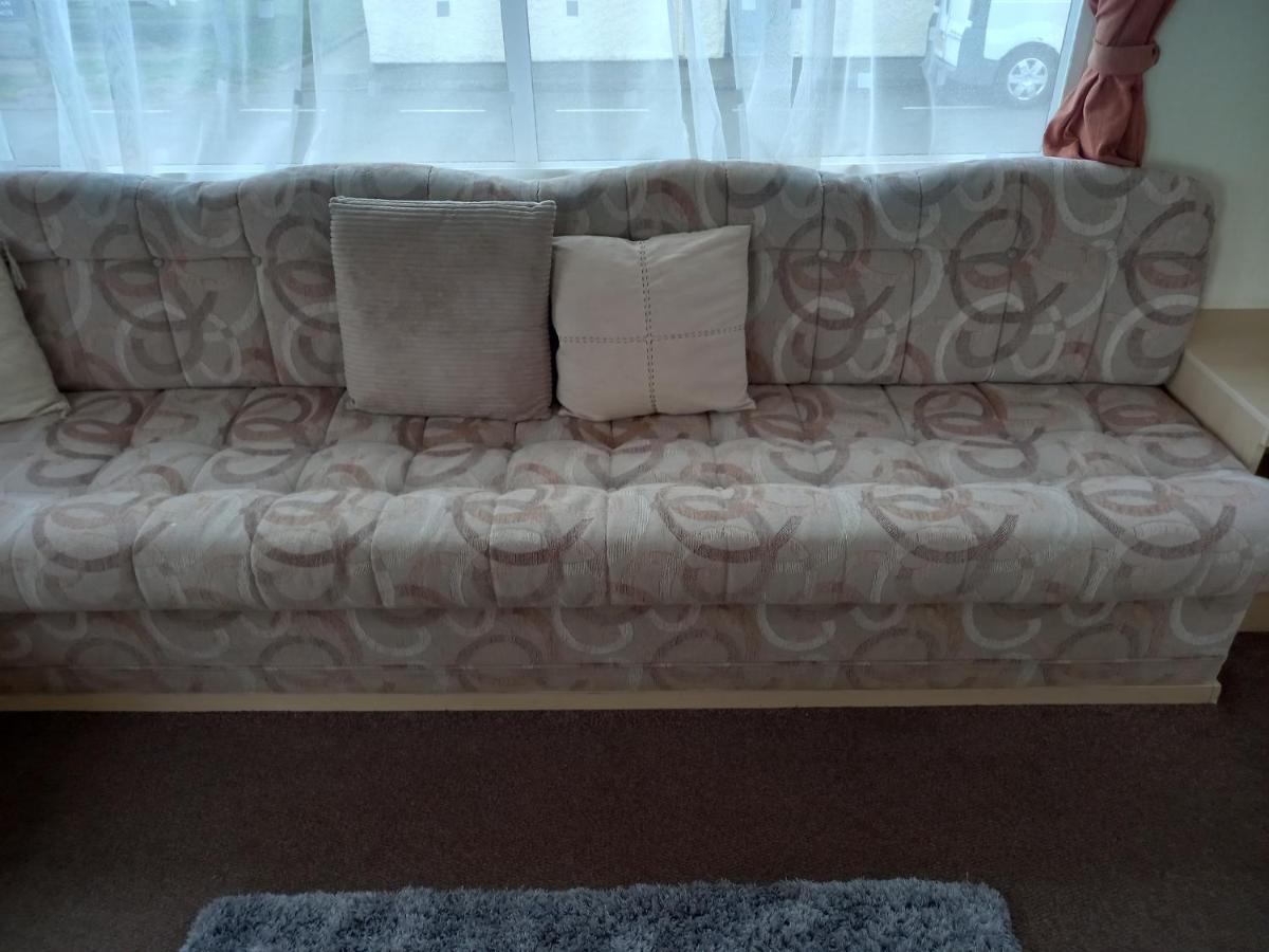 Holiday Home In Lyons Robin Hood Holiday Park Meliden Екстериор снимка