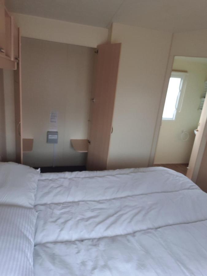 Holiday Home In Lyons Robin Hood Holiday Park Meliden Екстериор снимка